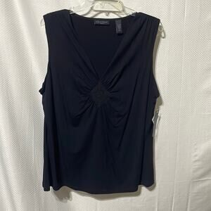 Context black 1x sleeveless v neck black top bust gathers fullness nwt